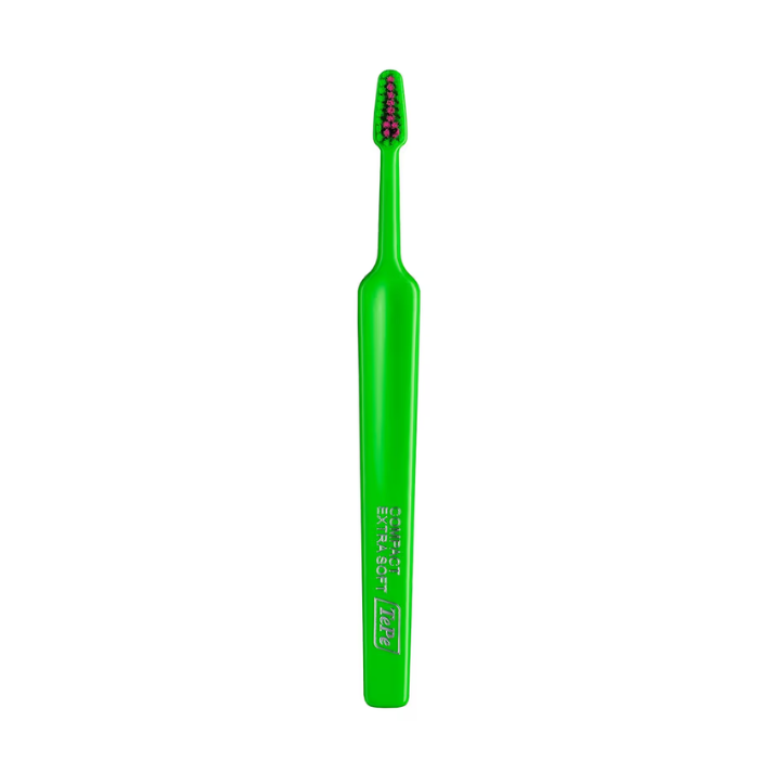 TEPE BROSSE A DENTS COLOUR COMPACT EXTRA SOFT VERT